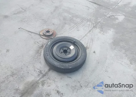 2016 Ford Focus Se z USA, uszkodzony, nr VIN 1FADP3F21GL203517